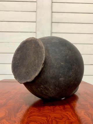 Cántaro antiguo de cerámica