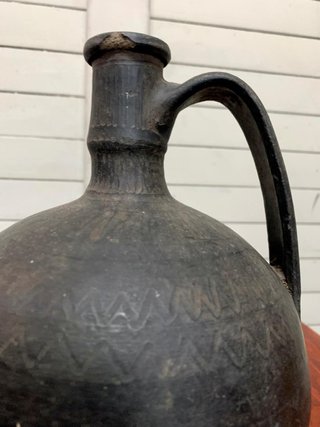 Cántaro antiguo de cerámica