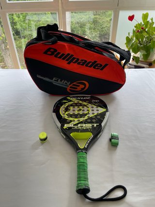 Pala de pádel Dunlop Blast Junior +2 overgrip