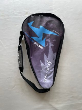 Fundas para palas de pádel Dunlop y Korde