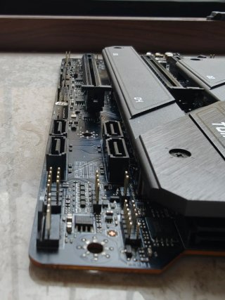MSI Z790 Tomahawk Scheda Madre ATX DDR5