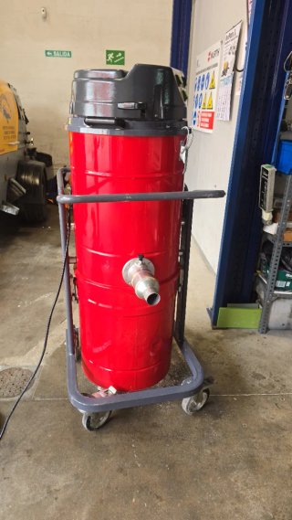 Aspiradora industrial 3 motores
