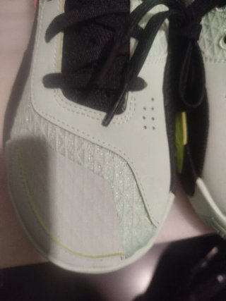 Jordan JT Talla 38.5 Nuevas
