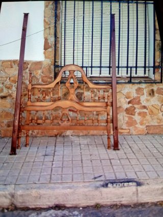 Cabecero de cama de madera