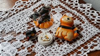 Set 4 gatti decorativi in ceramica