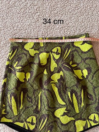 Falda mini Zara verde y amarilla