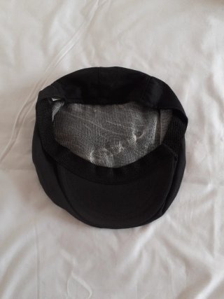 Set di 2 foulard Falleros a quadri e berretto nero