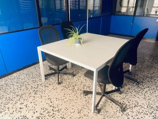 12 Mesas Comedor/Escritorio Melltorp Blanca 10uds.