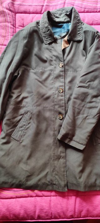 Parka ligera verde oliva