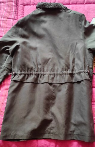 Parka ligera verde oliva