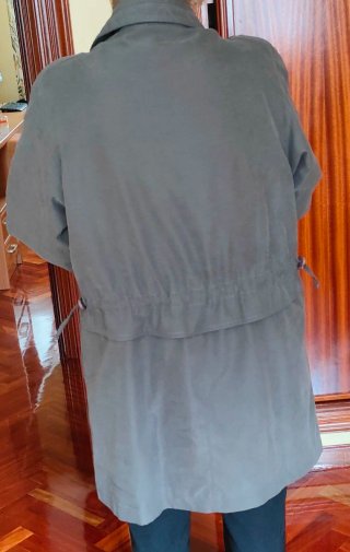 Parka ligera verde oliva