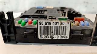 CAJA RELES / FUSIBLES Peugeot 407 (2004->)