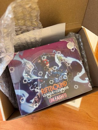 Riftbound League of Legends Unleashed Caja