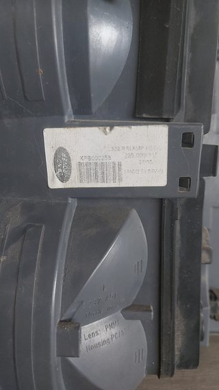 Piloto trasero izquierdo Range Rover L322