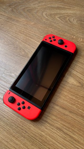 ‼️ NINTENDO SWITCH ROSSA ‼️