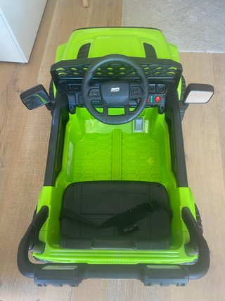 Coche eléctrico infantil todoterreno 4x4