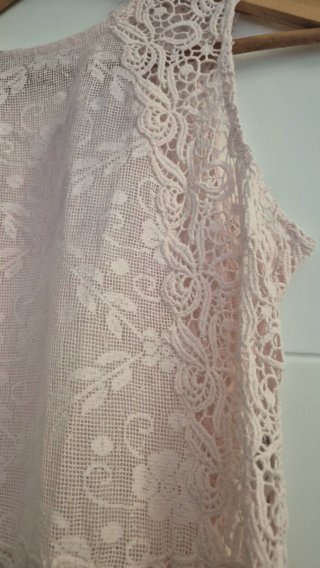 Top Zara encaje rosa palo
