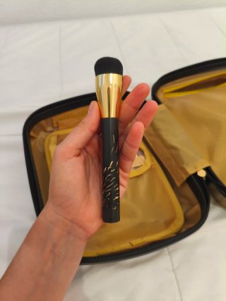 Maletín maquillaje con brochas