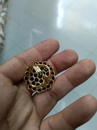 Anello oro con pietre rosse