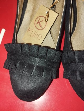 Zapatos tacón negros