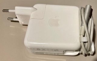 Apple MacBook A1181 Blanco