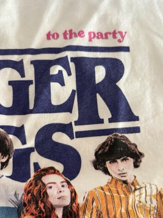 Camiseta Zara Stranger Things