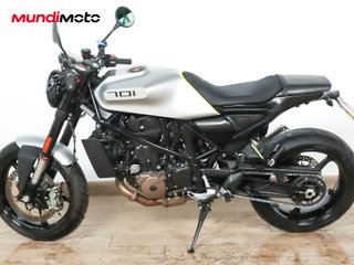 HUSQVARNA SVARTPILEN 701 ABS