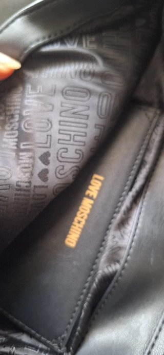 Bolso Love Moschino Negro Cadena