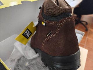 Bota de seguridad Fal GTX500 Marrón talla 46