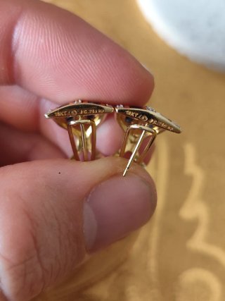 Conjunto de anillo y pendientes 18 k