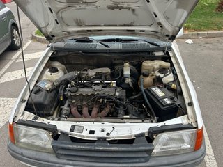 Opel Kadett GT 1.8I 112cv