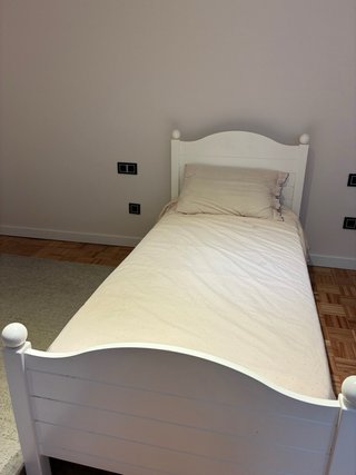 Cama 90cm con somier opcional