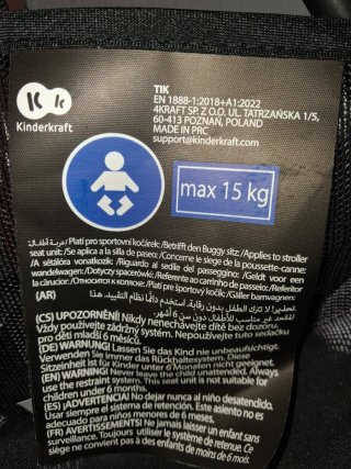 Carrito bebé Kinderkraft plegable liviano.