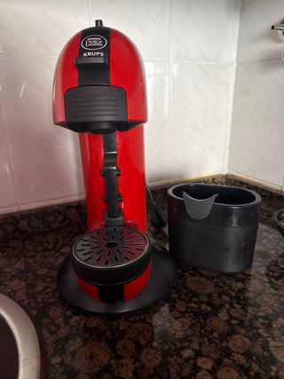 Cafetera Krups Dolce Gusto Roja
