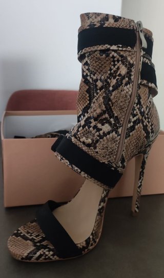 Sandalias tacón SIMMI London efecto serpiente