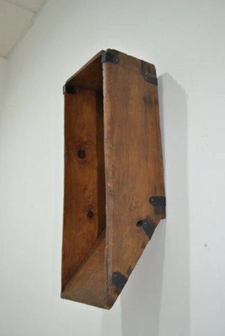 Antigua media fanega de madera