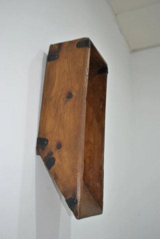 Antigua media fanega de madera