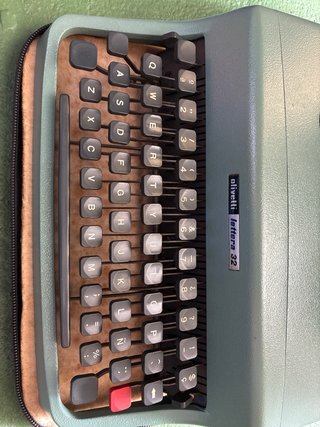Olivetti Lettera 32 Máquina de Escribir