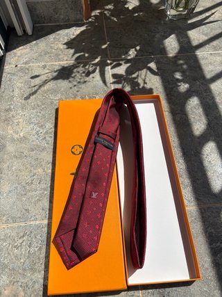 Corbata Louis Vuitton Roja