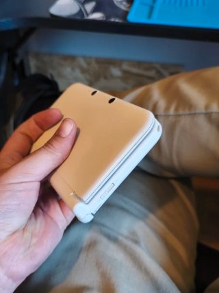 Nintendo 3DS XL Bianca + Caricatore e Stilo