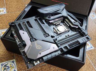 32GB ASUS ROG Maximus X Code i7-8700K de Segunda mano por 310 EUR