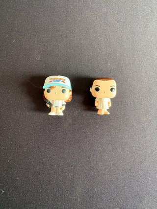Figuras Stranger Things Kinder Sorpresa