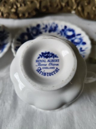 2 tazze da caffè Royal Albert Aristocrat