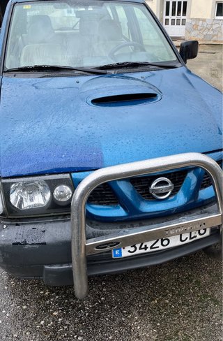 Nissan Terrano II 2003