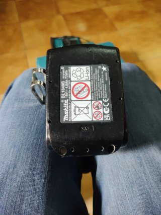 Taladro Percutor Makita 18V 4.0Ah + Maletín
