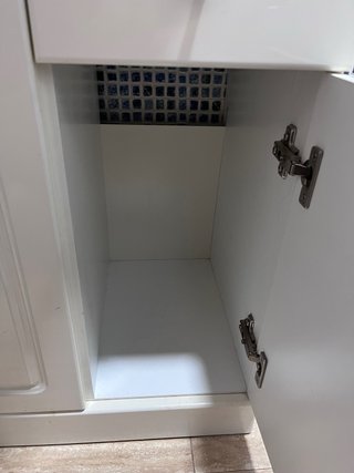 Mueble de baño con lavabo y mármol
