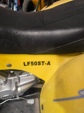 Quad infantil 55 cm amarillo