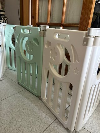 Parque infantil plástico 1.50x1.50 NUEVO  130€