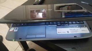 Portátil Acer Aspire 5735