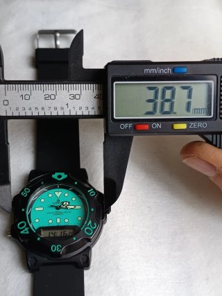 Lorus RQF021 Ana-Digi Vintage 100m – Full Set